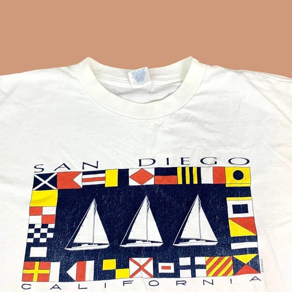Vintage 90s San Diego T-shirt - Picture 2 of 3